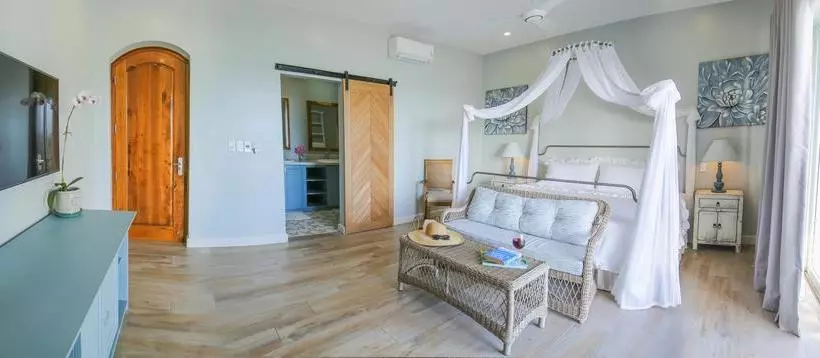 استراحتگاه Serenity By The Sea
