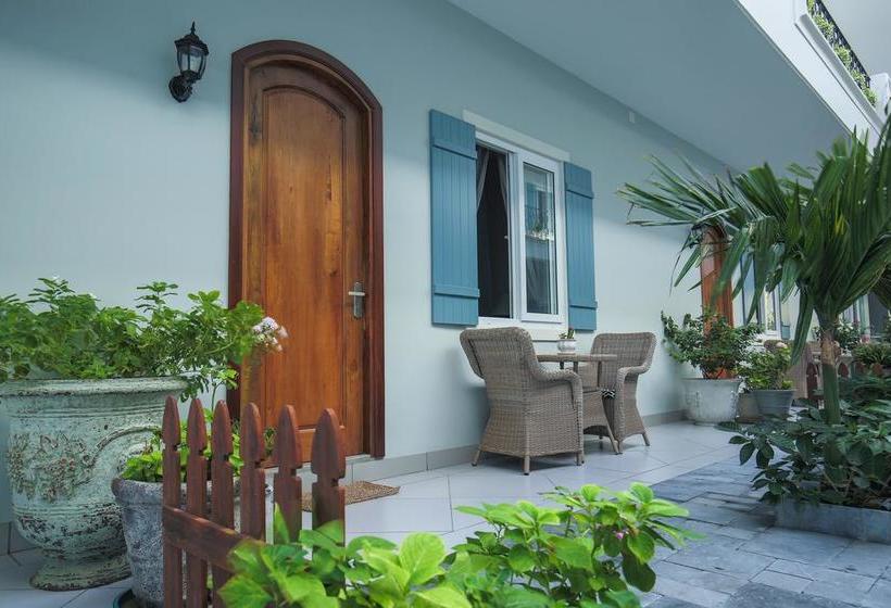 استراحتگاه Serenity By The Sea