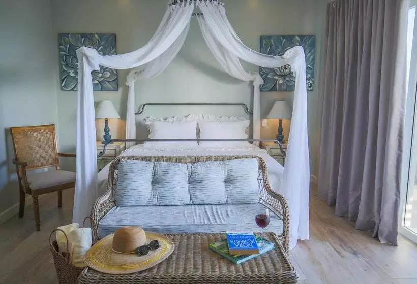 استراحتگاه Serenity By The Sea