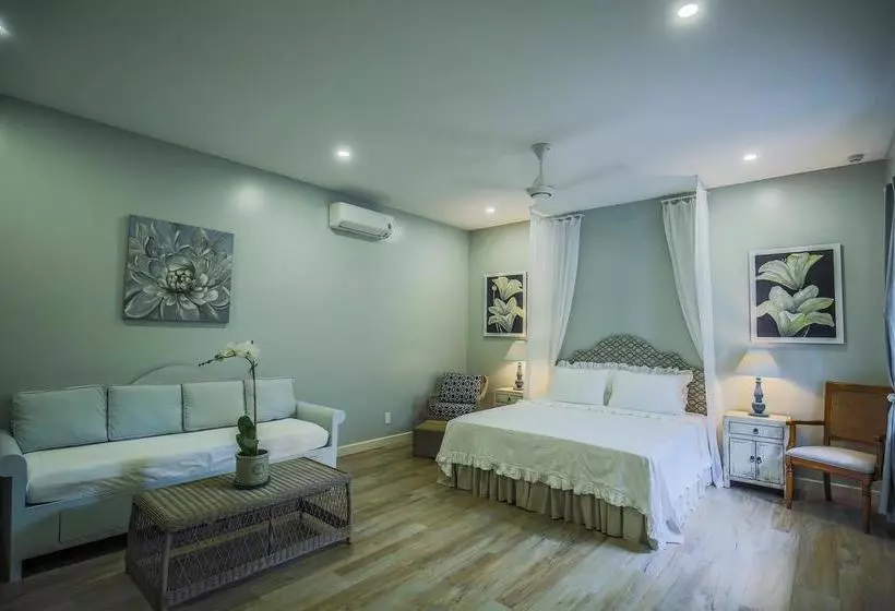 استراحتگاه Serenity By The Sea