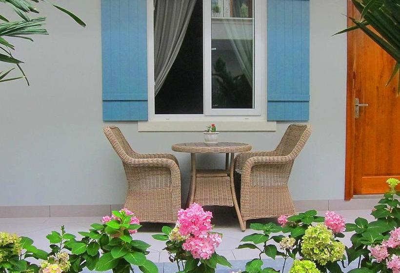 استراحتگاه Serenity By The Sea