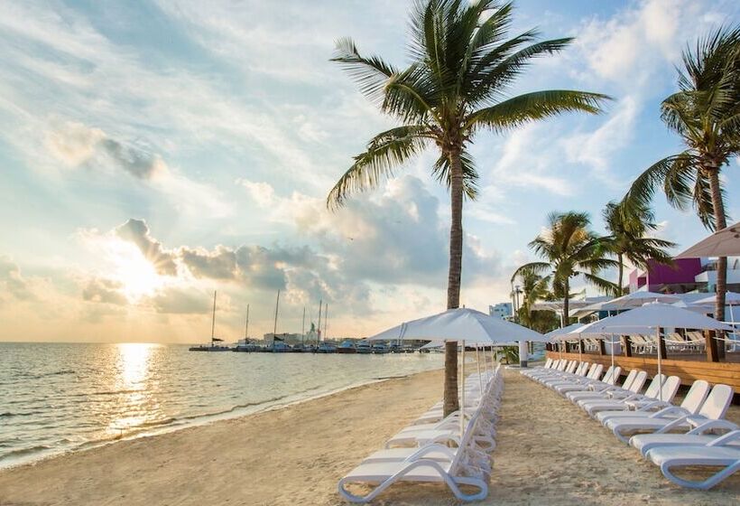 Temptation At The Tower Cancún Resort   All Inclusive   Adults Only