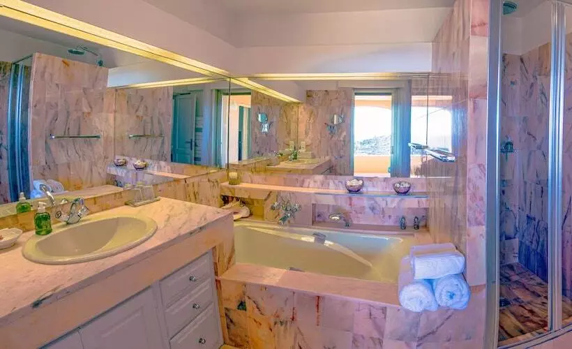 Villa Thalassa Art  B&b