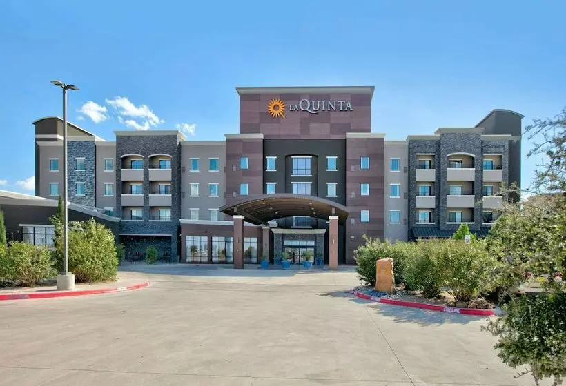 ホテル La Quinta Inn & Suites By Wyndham Lubbock Southwest