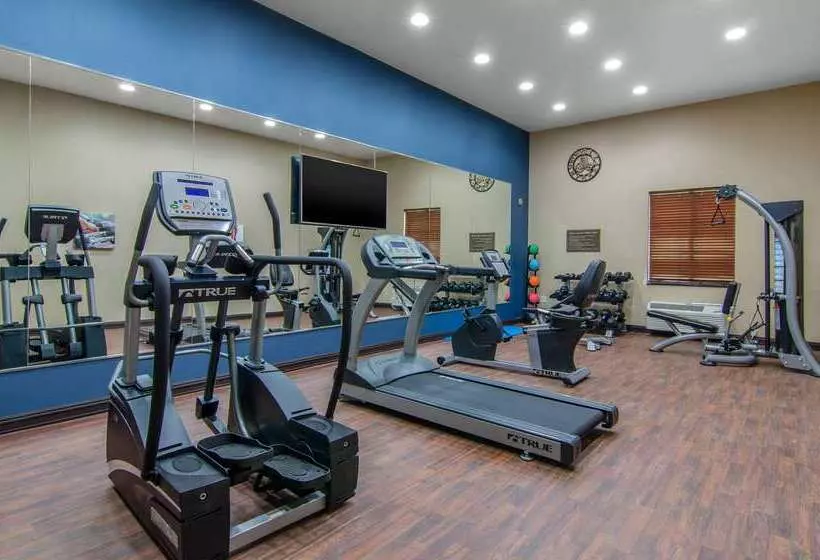 Hotelli Comfort Inn & Suites Shawnee  Kansas City