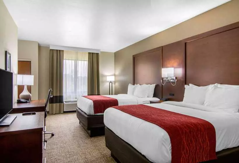 Hotelli Comfort Inn & Suites Shawnee  Kansas City