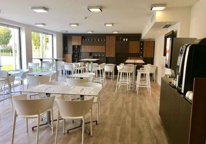 Brit Hotel Martigues Nord