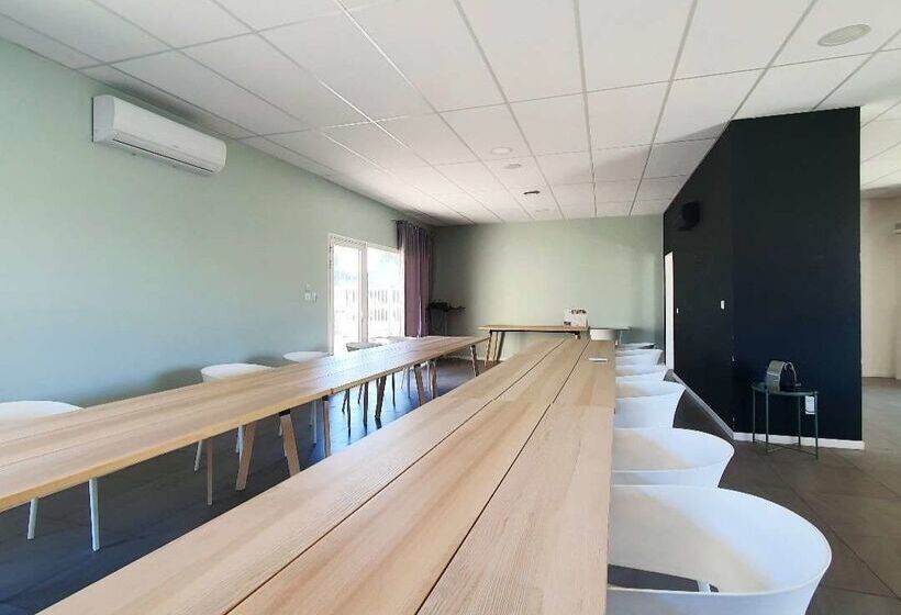 Brit Hotel Martigues Nord