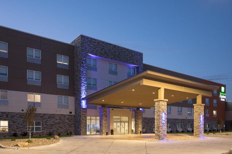 בית מלון כפרי Holiday Inn Express & Suites Sioux City North   Event Center, An Ihg