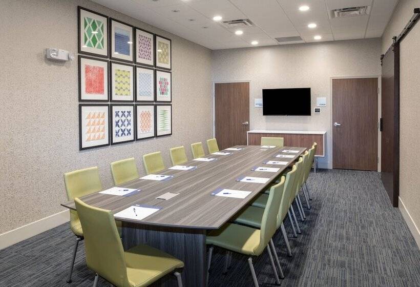 בית מלון כפרי Holiday Inn Express & Suites Sioux City North   Event Center, An Ihg