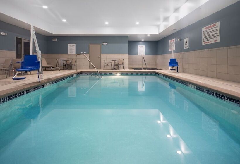 בית מלון כפרי Holiday Inn Express & Suites Sioux City North   Event Center, An Ihg