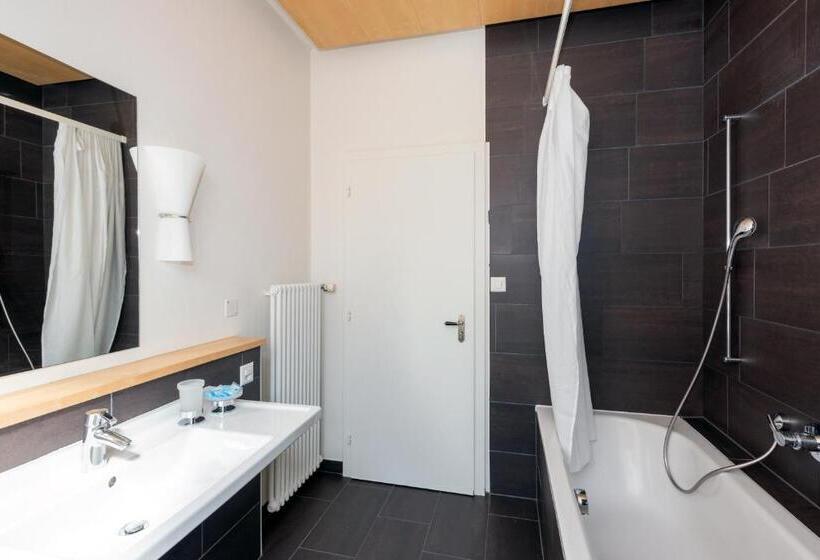 ホテル Hôtel Du Cheval Blanc