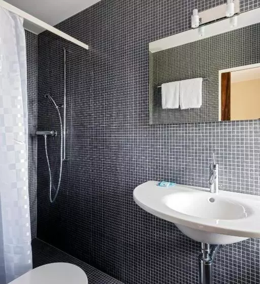 هتل Hôtel Du Cheval Blanc