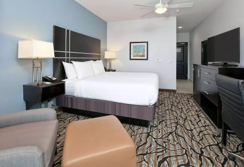 ホテル La Quinta Inn & Suites By Wyndham Lubbock Southwest