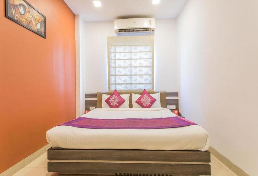 Отель Oyo Rooms Gangwal Bus Stand