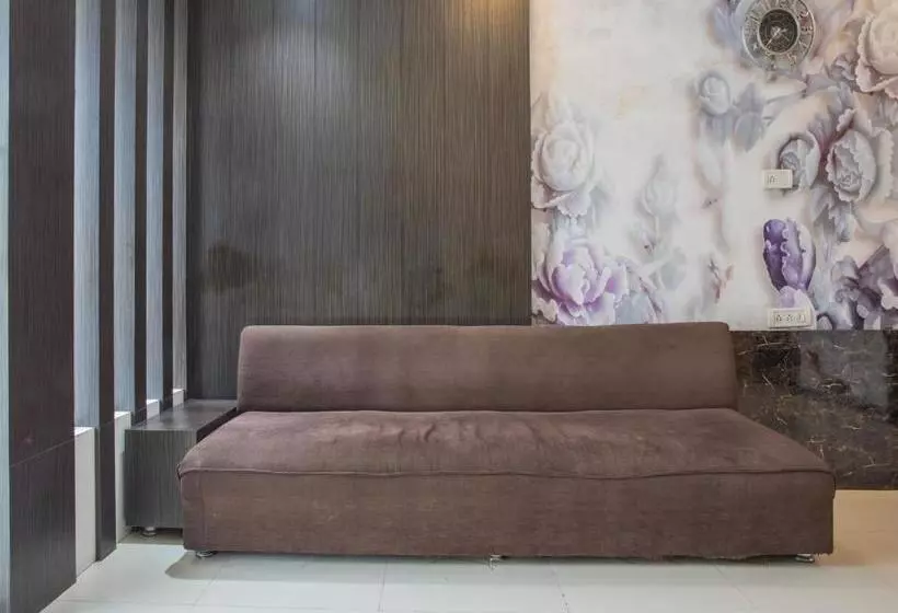 ホテル Oyo Rooms Gangwal Bus Stand