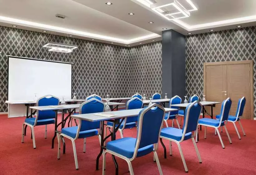 Ramada Hotel & Suites By Wyndham Edirne