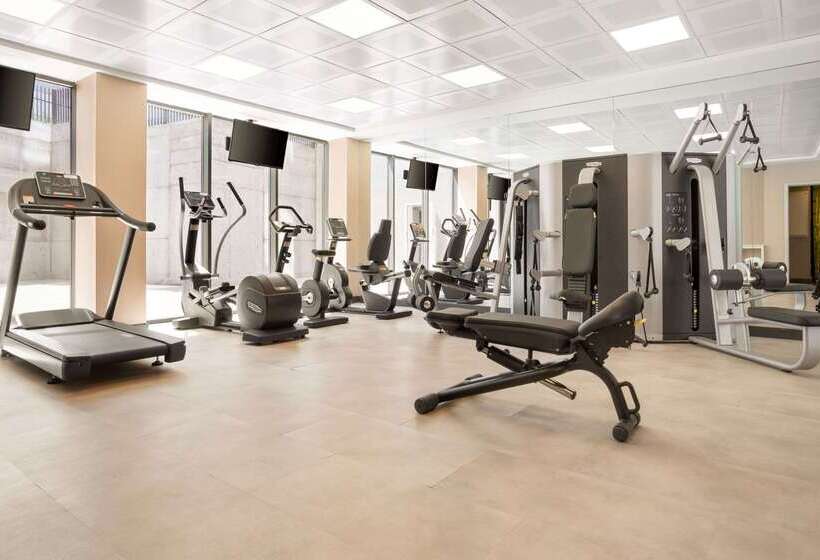 Hotel Ramada By Wyndham Istanbul Alibeykoy