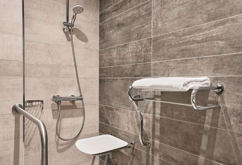 Hotel Ramada By Wyndham Istanbul Alibeykoy