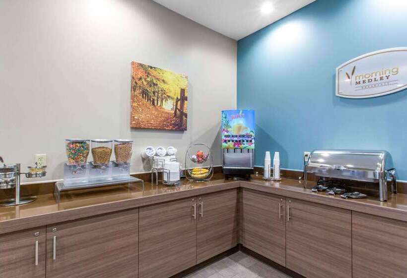 בית מלון כפרי Sleep Inn & Suites Monroe Woodbury