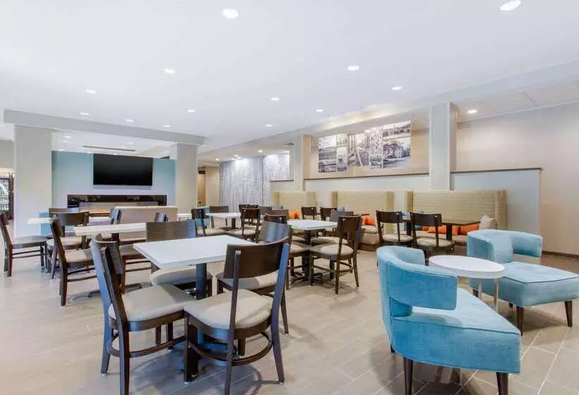 ホテル Sleep Inn & Suites Monroe Woodbury