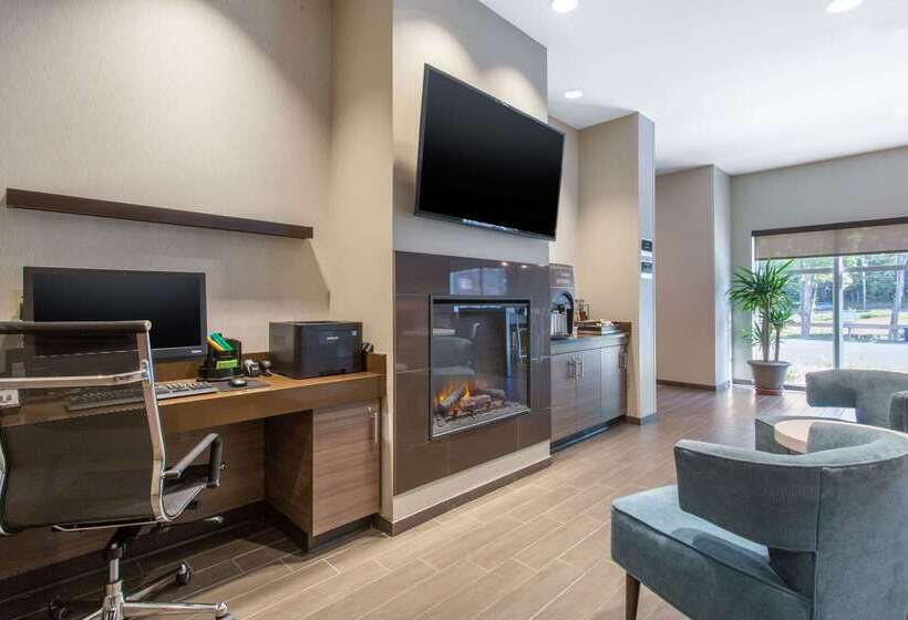 בית מלון כפרי Sleep Inn & Suites Monroe Woodbury