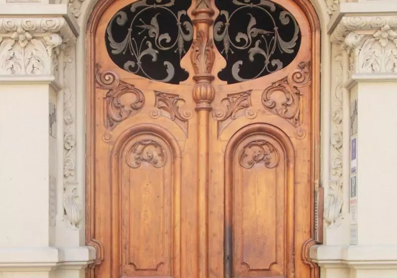 هتل Som Nit Triomf