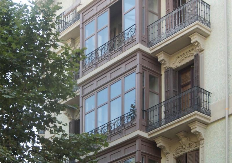 هتل Som Nit Triomf