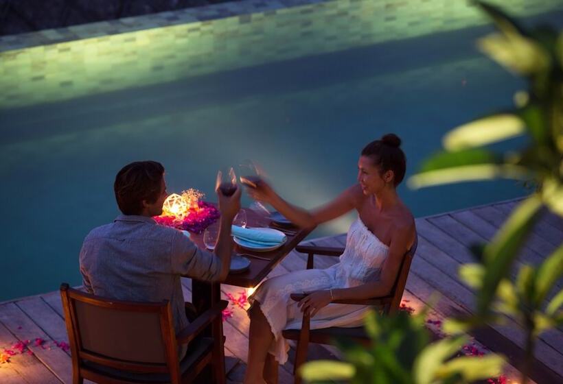 Отель The Tamarind Resort  Nusa Lembongan