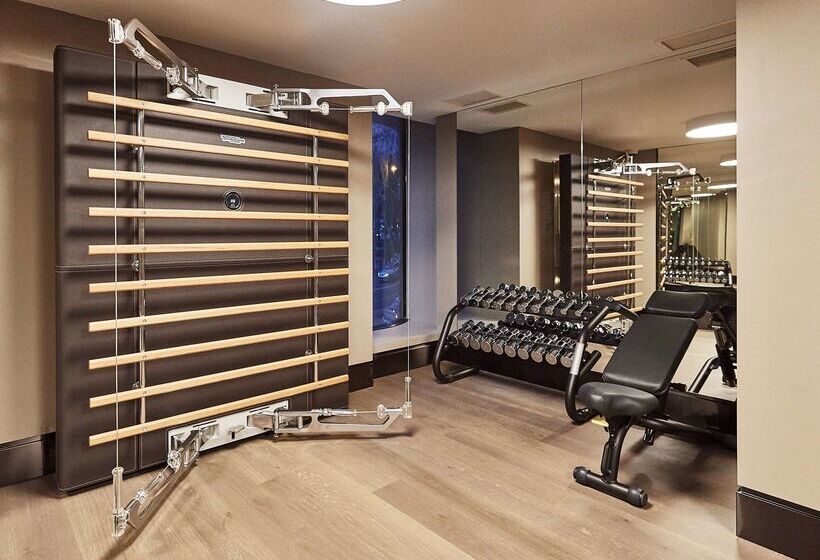 هتل Vp Plaza Espana Design