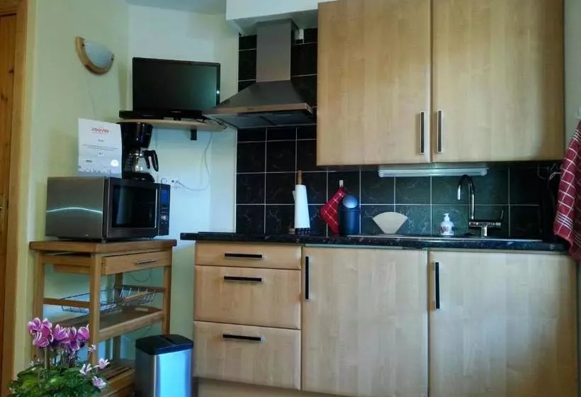 Apartment Lazoroski Arcen