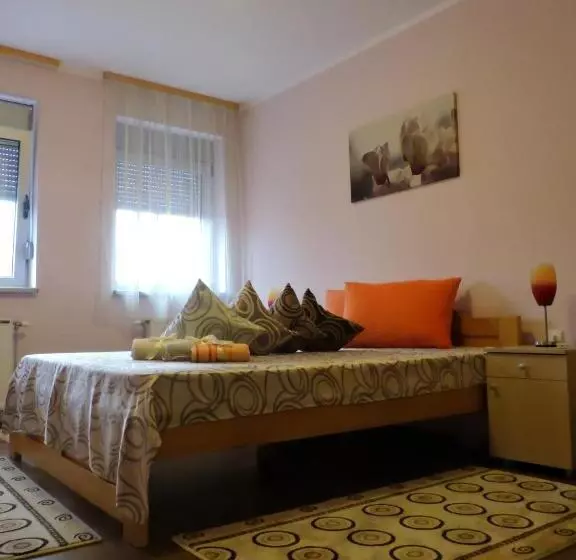 B&b Zmajevo Gnezdo 021