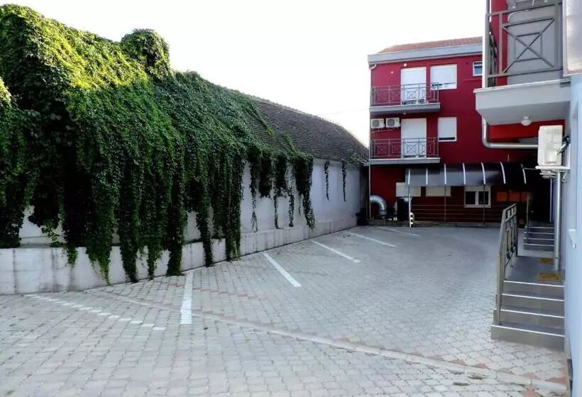 B&b Zmajevo Gnezdo 021