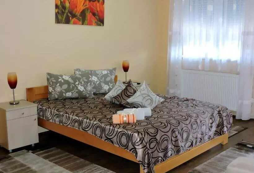 B&b Zmajevo Gnezdo 021