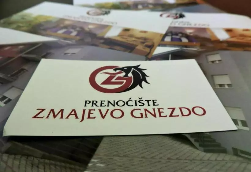 B&b Zmajevo Gnezdo 021