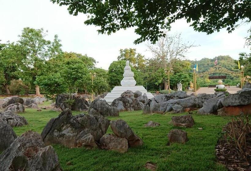 Goldengold  Resort & Spa