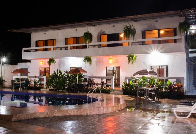 فندق Hostería El Paraíso