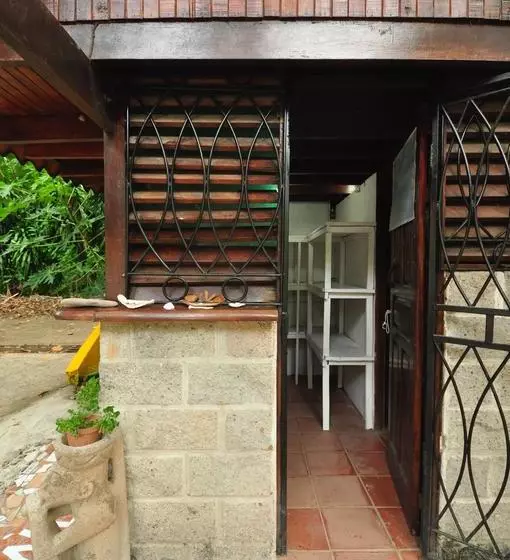 Hotelli Howler Monkey