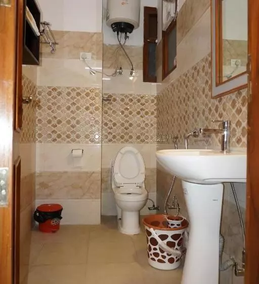 Ganeshwaram Hotel Sector 45 Noida