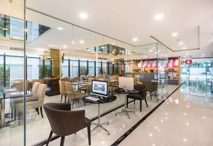 ホテル Surestay Plus By Best Western Sukhumvit 2