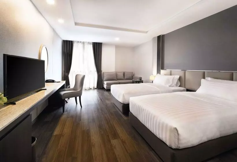 ホテル Surestay Plus By Best Western Sukhumvit 2