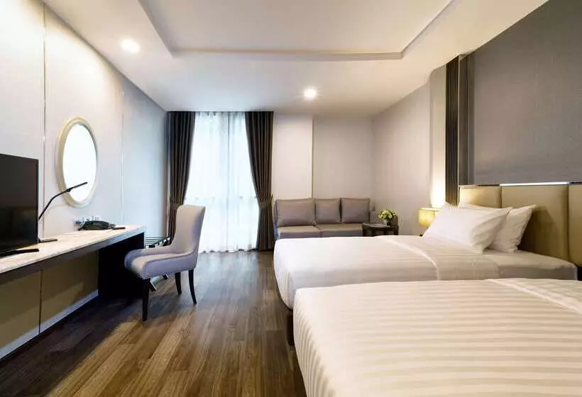 ホテル Surestay Plus By Best Western Sukhumvit 2