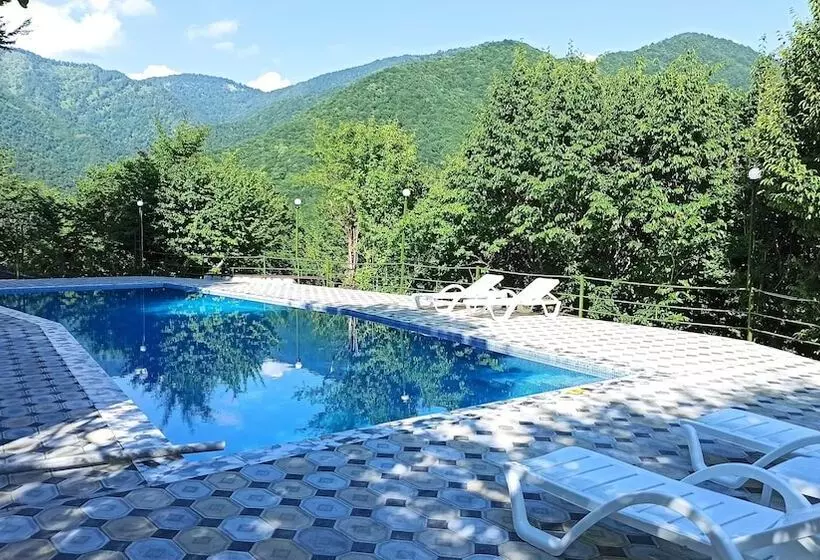 Kungut Hotel & Restaurant