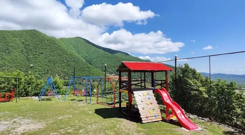 Kungut Hotel & Restaurant