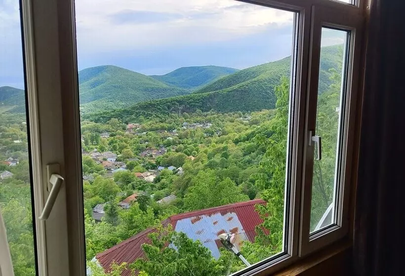 Kungut Hotel & Restaurant