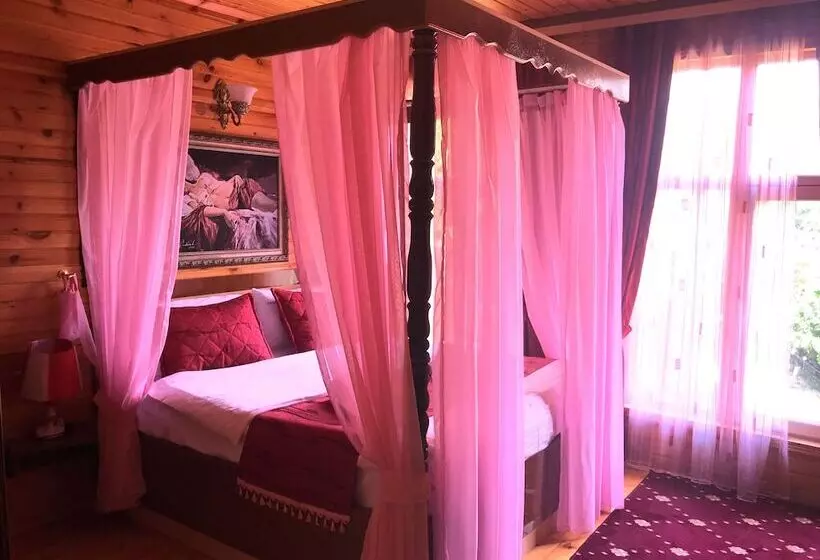 Kungut Hotel & Restaurant