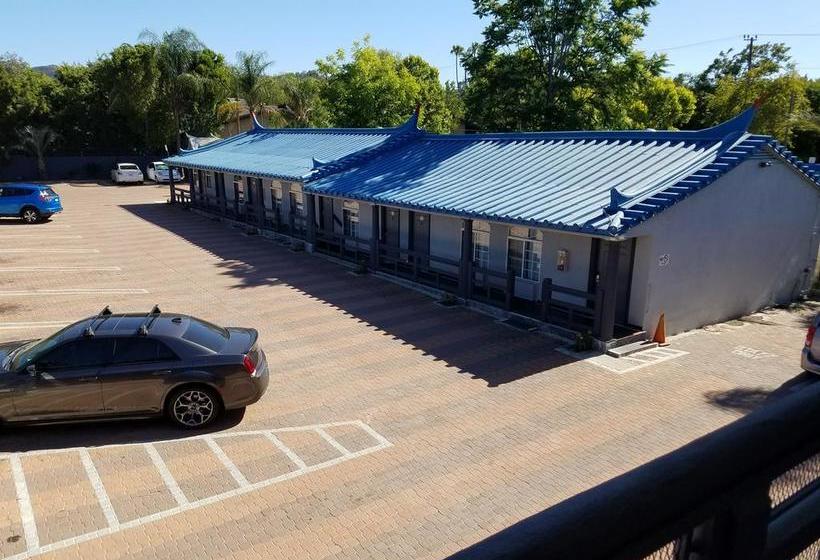 汽车旅馆  Rodeway Inn