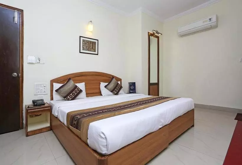 Oyo 11307 Hotel Satya Villas