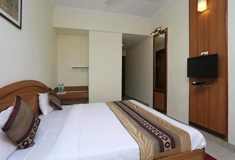 Oyo 11307 Hotel Satya Villas