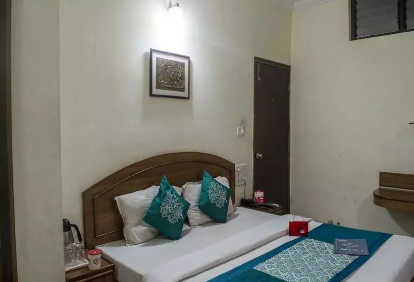 Oyo 11307 Hotel Satya Villas